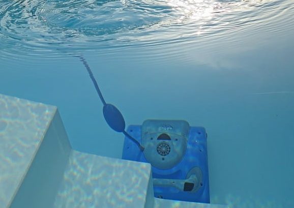 Entretien piscine Côte d'Azur